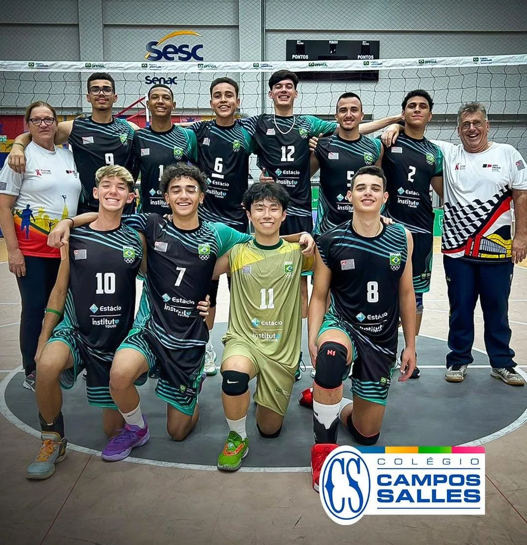 Equipe masculina de vôlei Sub17 do Colégio Campos Salles representando São Paulo
